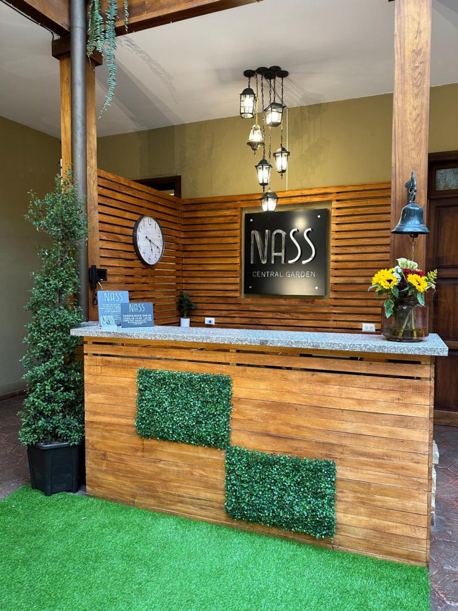 Nass Central Garden Hotel Cuenca Exterior photo